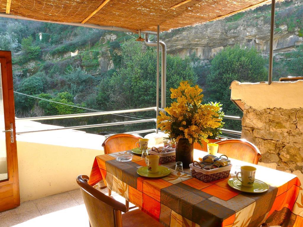 Appartement Il Ruscello à Dolceacqua Chambre photo